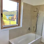 Butler Luxury I Amazing I View I Parking I Kitchen Fussen