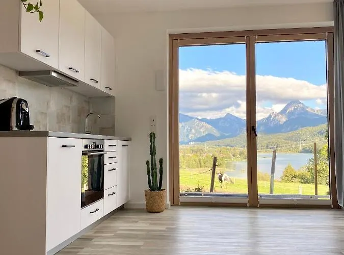 Butler Luxury I Amazing I View I Parking I Kitchen Hotel *